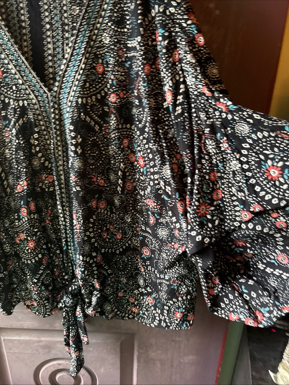 Boho Black Floral-Print V-Neck Tie-Hem Tunic - Picture 2 of 5